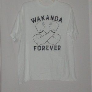 Black Panther Wakanda Forever T-shirt size XL